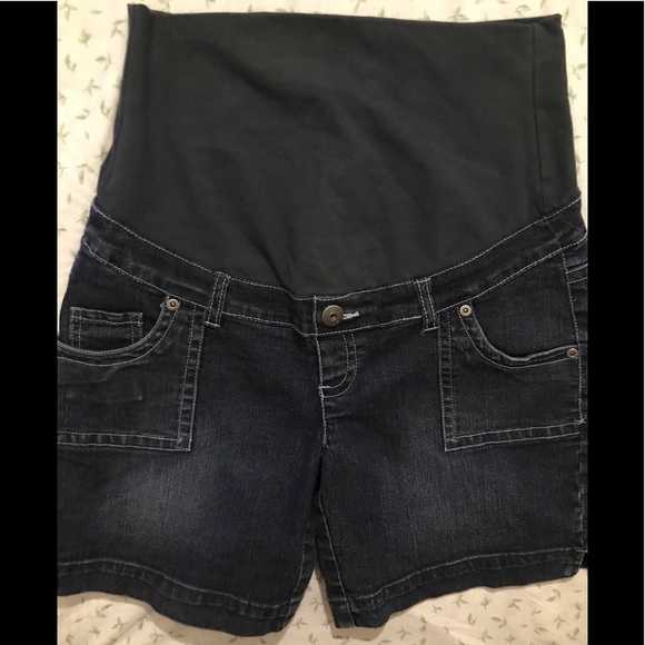 Thyme Woman’s Maternity pants in Good condition - Picture 4 of 7